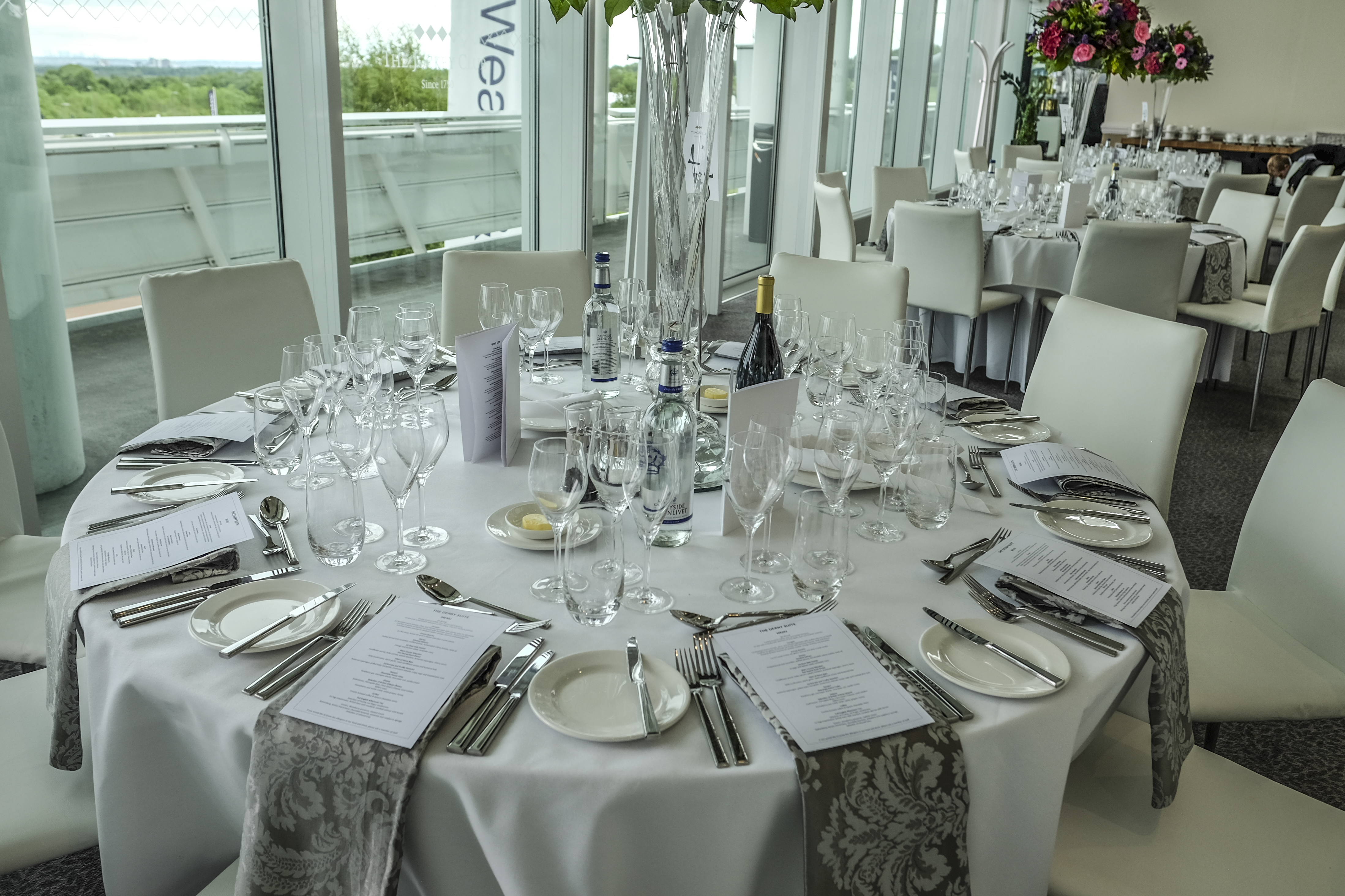 EPSOM DERBY HOSPITALITY: BOOK NOW FOR EPSOM DERBY 2025