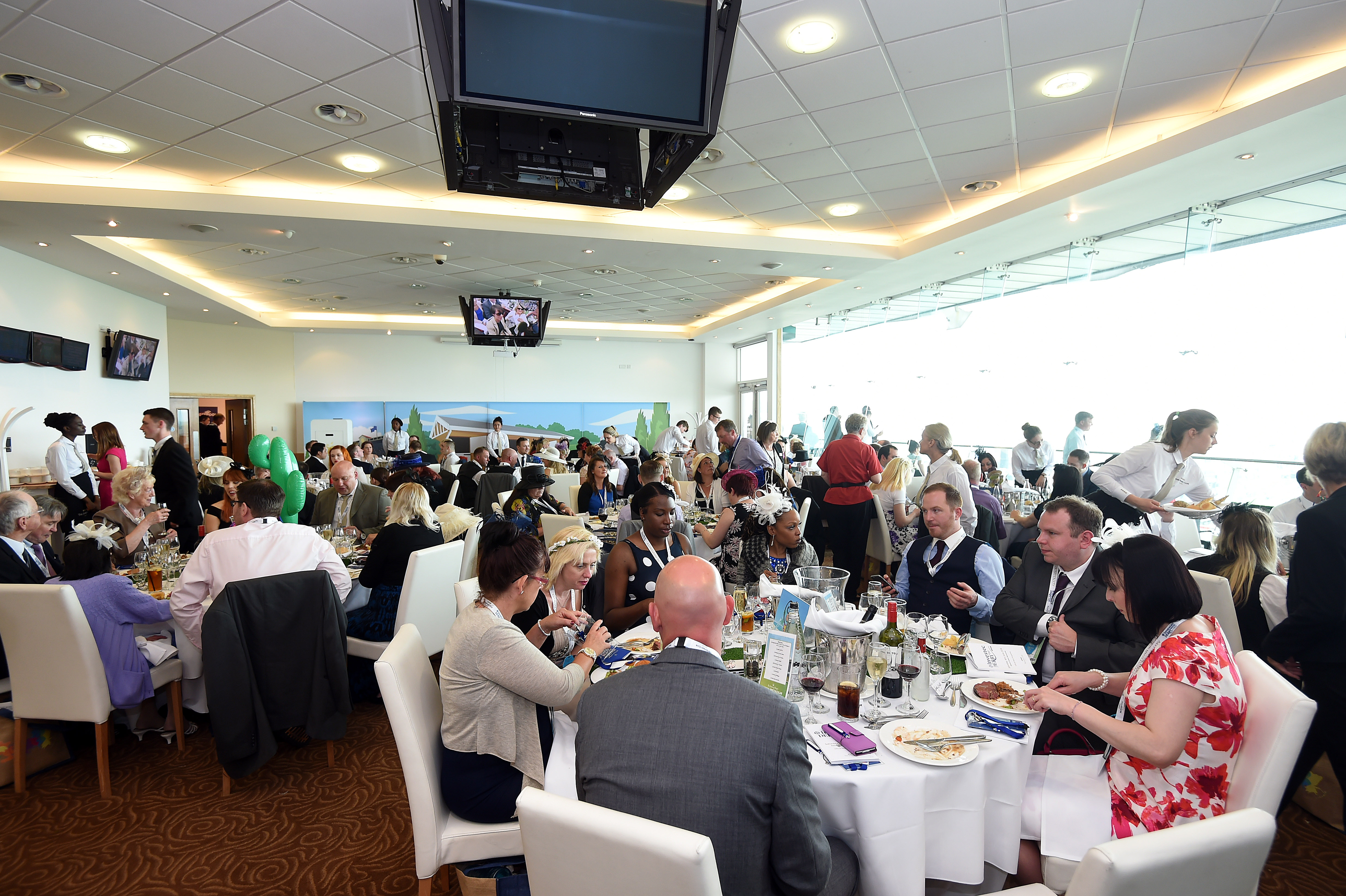 EPSOM DERBY HOSPITALITY: BOOK NOW FOR EPSOM DERBY 2025