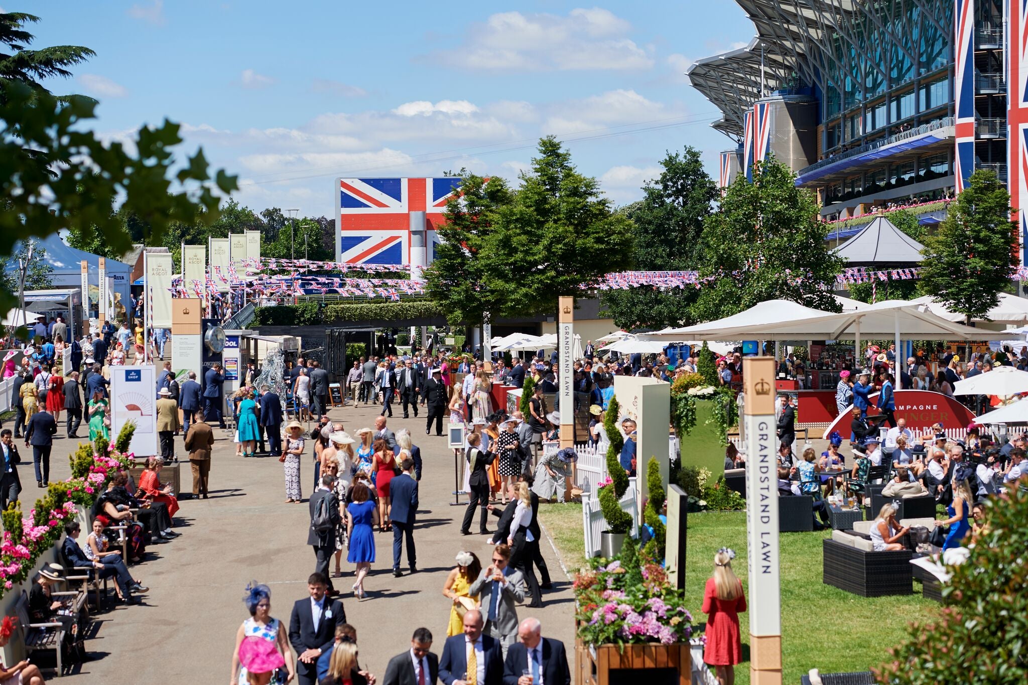 ROYAL ASCOT HOSPITALITY: BOOK NOW FOR ROYAL ASCOT TUESDAY 17TH - SATURDAY 21ST JUNE 2025